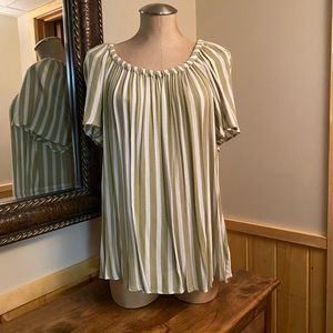 Michael Kors top (M) NWT